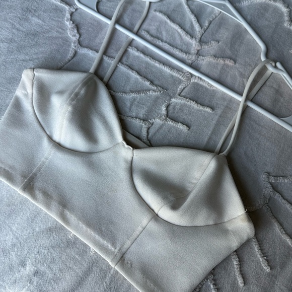 White going out top (S) from Zara - Picture 1 of 3